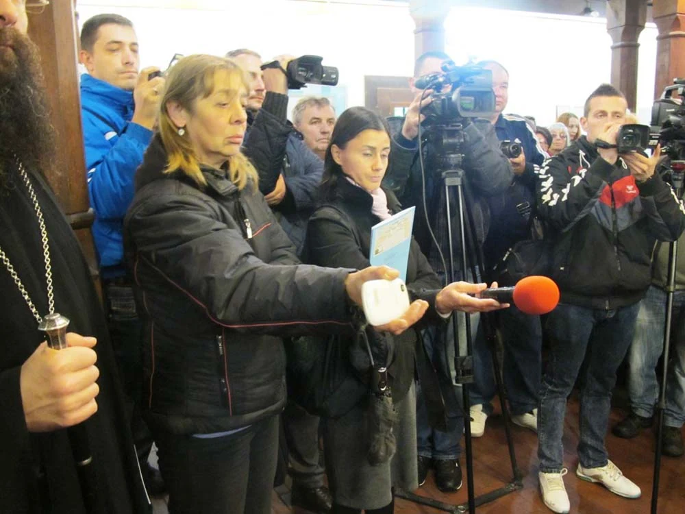 OTVORENA IZLOŽBA FOTOGRAFA „SRPSKO VOJNO GROBLjE DELI IBRAHIM“ U ZAJEČARU