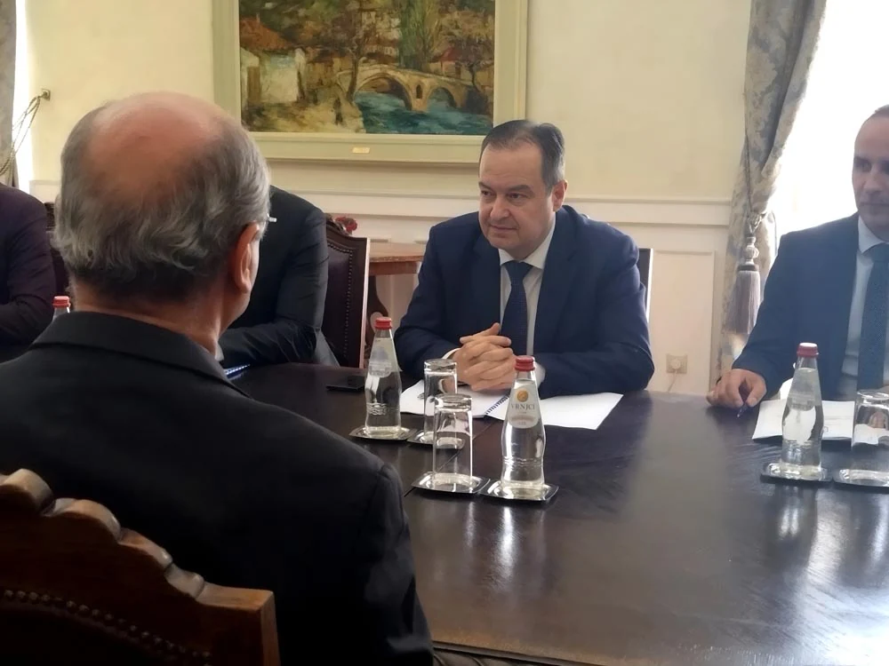 MINISTAR DAČIĆ RAZGOVARAO SA ALŽIRSKIM AMBASADOROM O POSETI MIP ALŽIRA