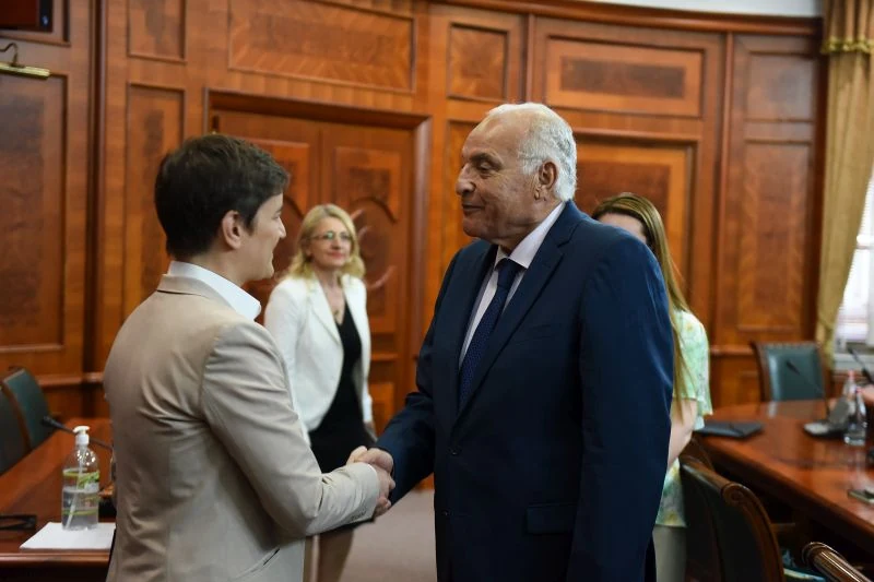 PREDSEDNIK VLADE REPUBLIKE SRBIJE PRIMIO MINISTRA SPOLJNIH POSLOVA ALŽIRA – SRBIJA ZA DODATNO JAČANJE SVEUKUPNIH ODNOSA I SARADNJE SA ALŽIROM