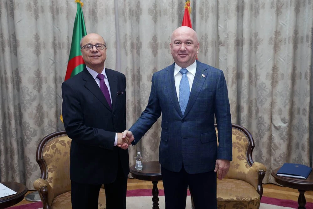Veoma produktivan sastanak ambasadora Alžira Fataha Mahraza i ministra bez portfelja Nenada Popovića